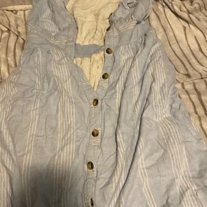 a stripes dress with pockets m buttons up